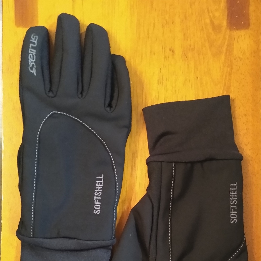 SEIRUS Weatherproof Softshell Gloves Seirus Innova